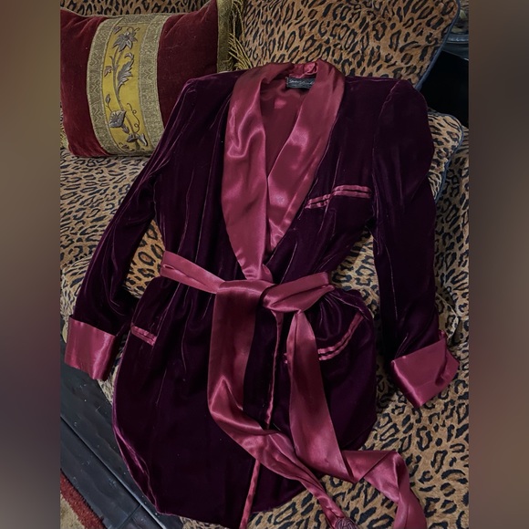 Meier and Frank vintage burgundy smoking jacket